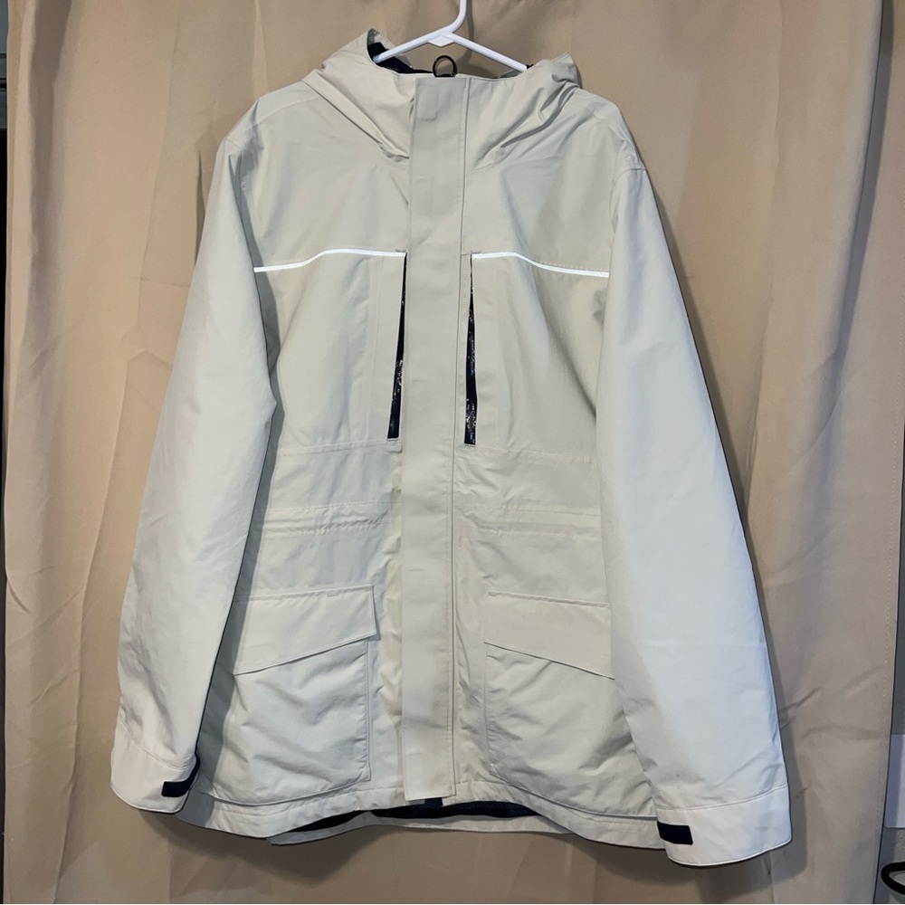 Men's XL/T Lands’ End Squall Waterproof Insulated Parka in Light Stone (0084)